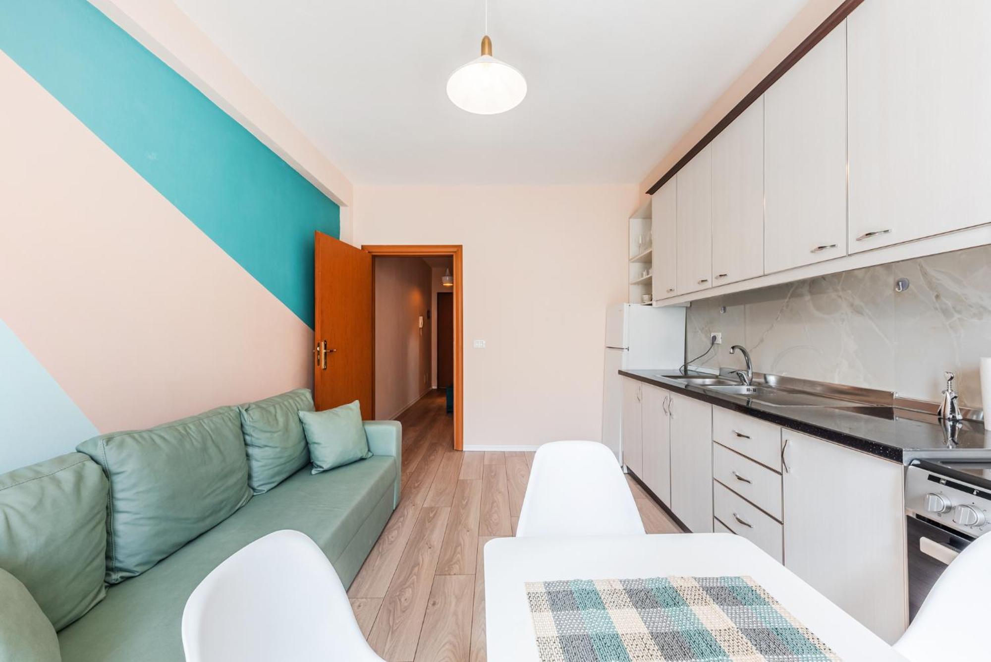 Sunny Central Apartment Durres Ngoại thất bức ảnh